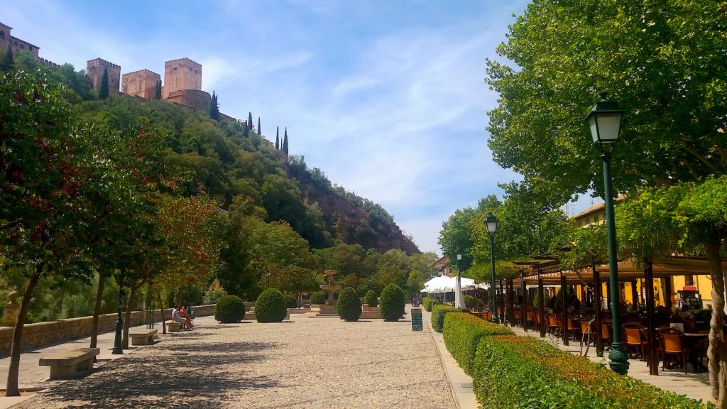 Pontos turísticos de Granada, o que fazer na Espanha