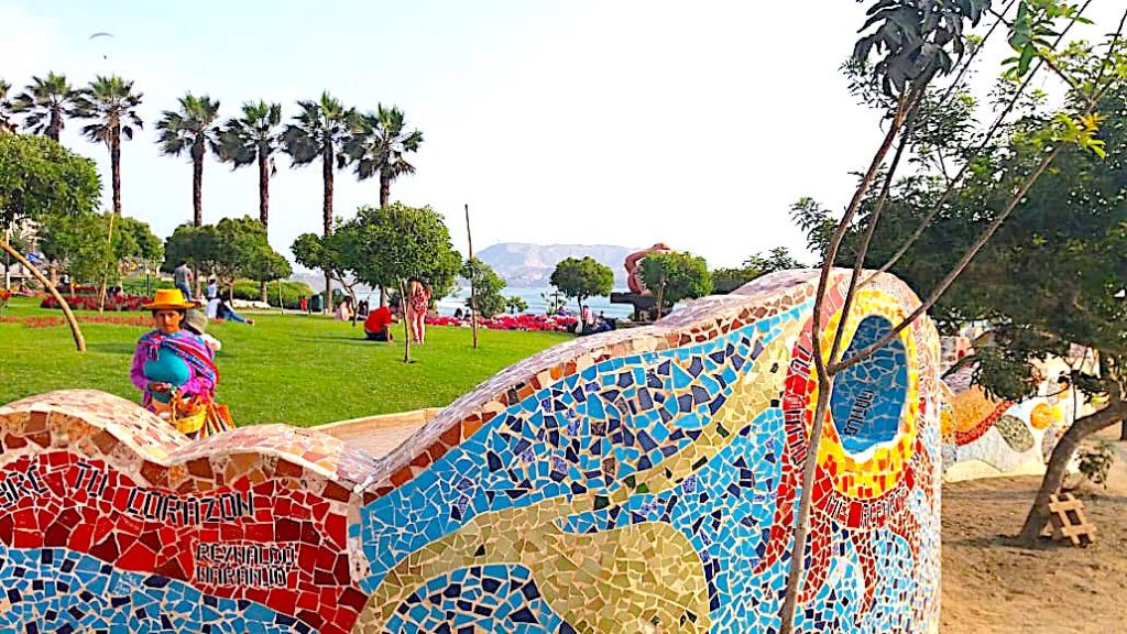 Malecón de Miraflores, Lima