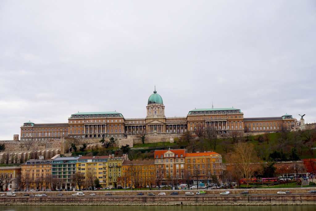 Vista do Castelo Buda, em Buda (Budapeste, Hungria)