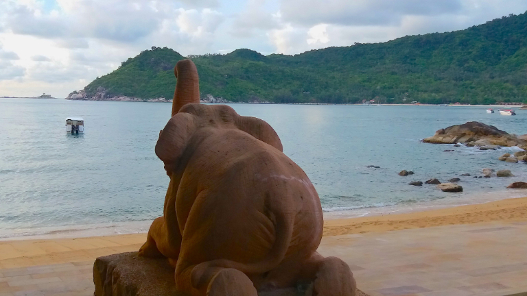 Praia em Koh Phangan